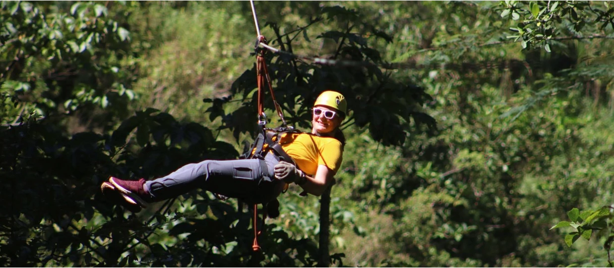 Vertikal zipline in santa teresa cusco